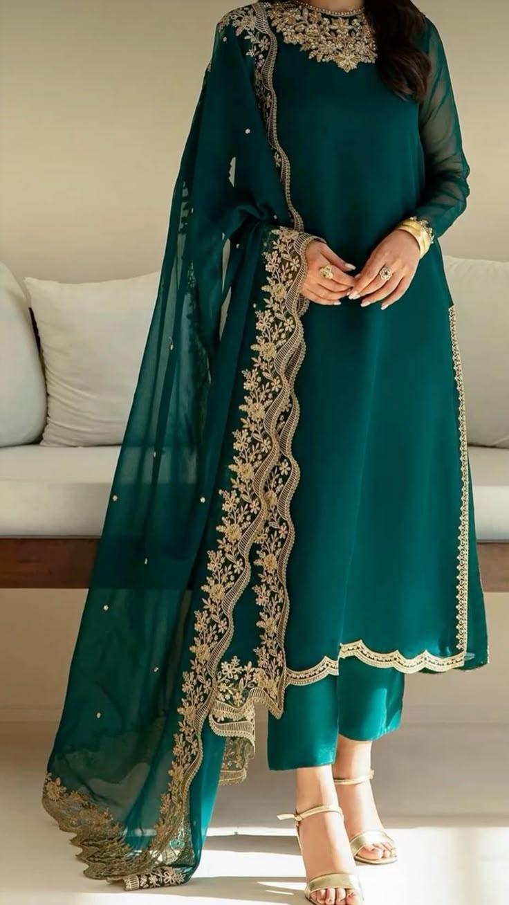 β¨ Baroque Embroidered Chiffon PR-828 β Formal Pret